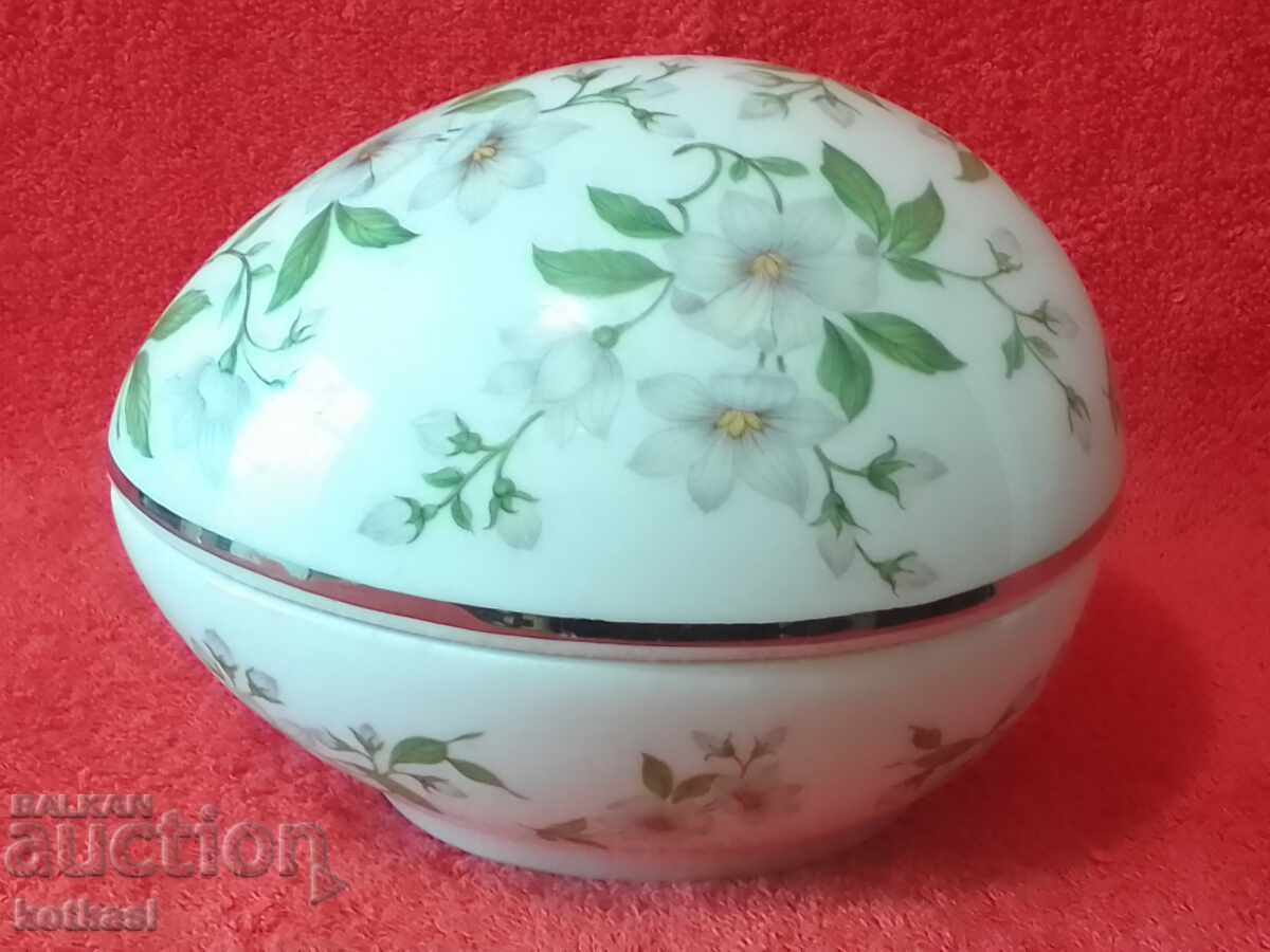 Old porcelain jewelry box GEROLD W.-GERMANY Old porcelain jewelry box GEROLD W.-GERMANY