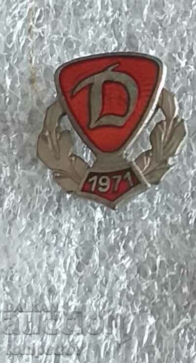 Veche și rara insignă Dynamo Berlin 1971