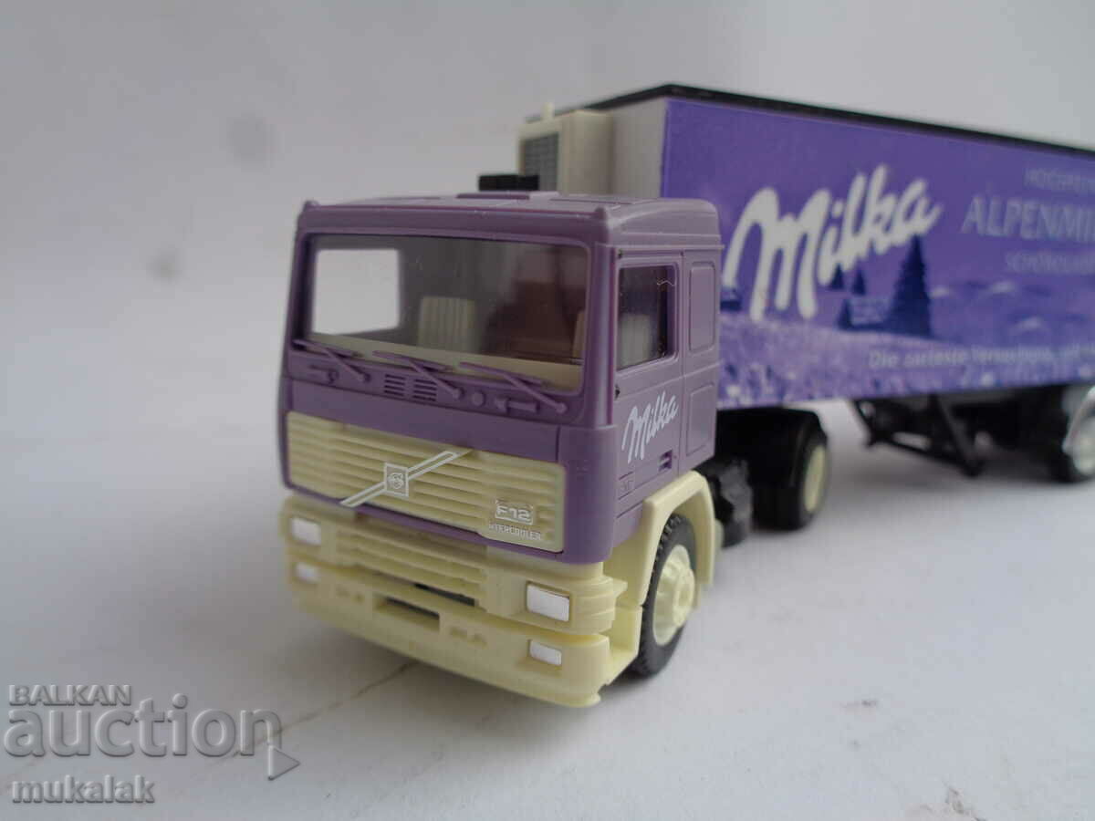 Auction ALBEDO 1:87 H0 VOLVO TIR TIR TOY TROLLEY MODEL TRUCK Auction ALBEDO 1:87 H0 VOLVO TIR TIR TOY TROLLEY MODEL TRUCK