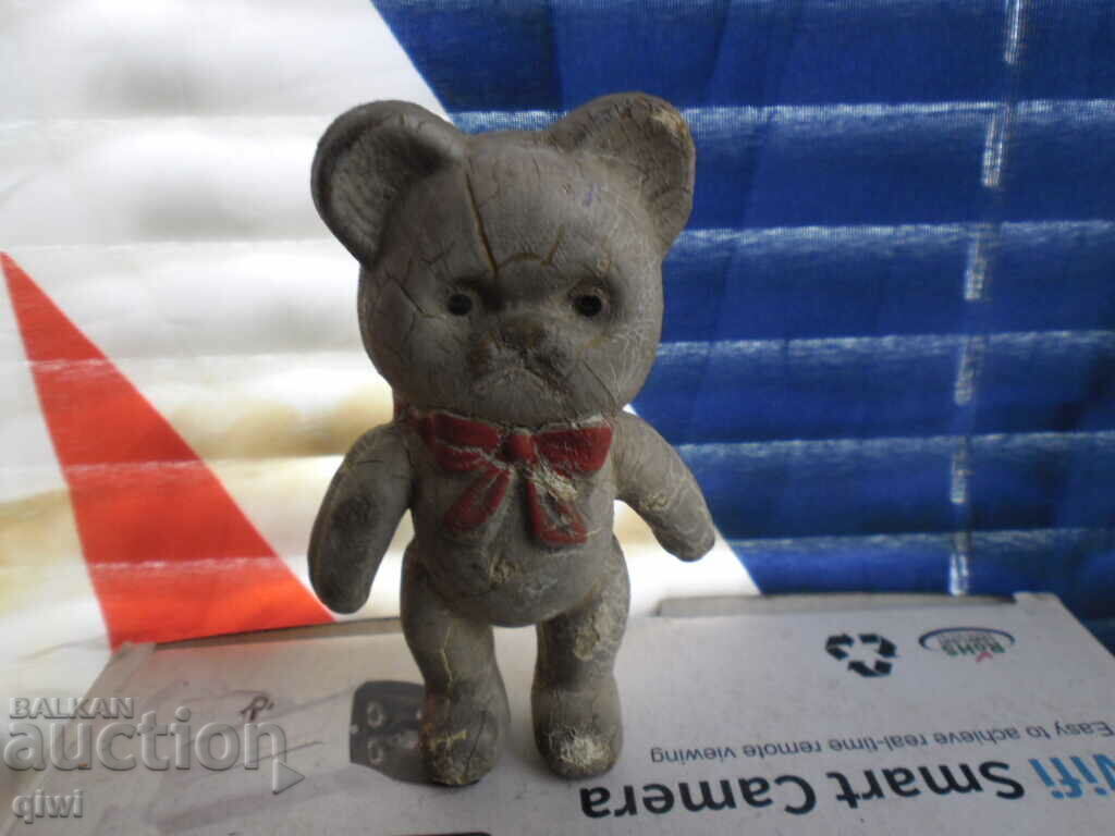 I am selling an antique bear - 5