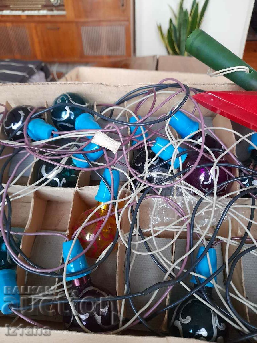 Delivery of Old lamps, Christmas tree lights