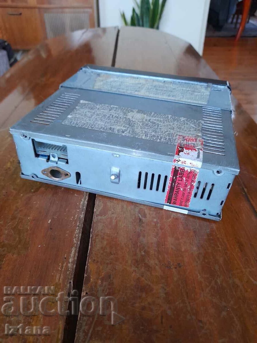 Old Pioneer car radio cassette player - 6