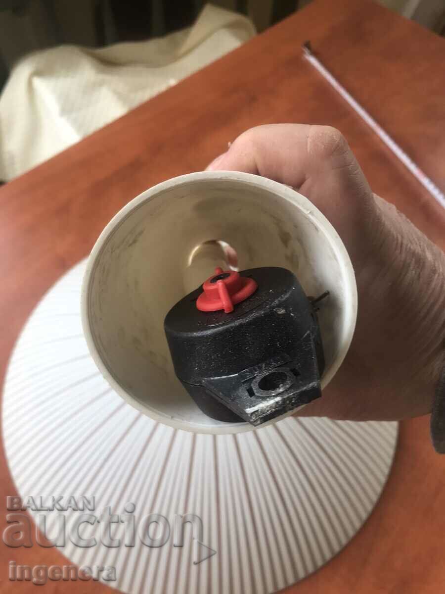 Delivery of PENDANT ELEVATOR LIGHTING FLUID CEILING GLASS Delivery of PENDANT ELEVATOR LIGHTING FLUID CEILING GLASS