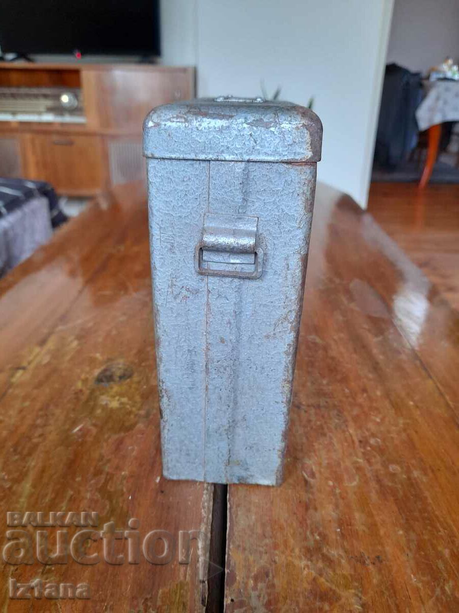 Delivery of Old battery box Delivery of Old battery box