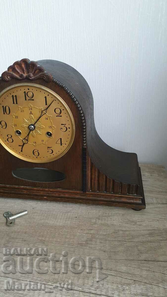 Table mantel mechanical clock with price 250.00 BGN | € 127.82 Table mantel mechanical clock with price 250.00 BGN | € 127.82
