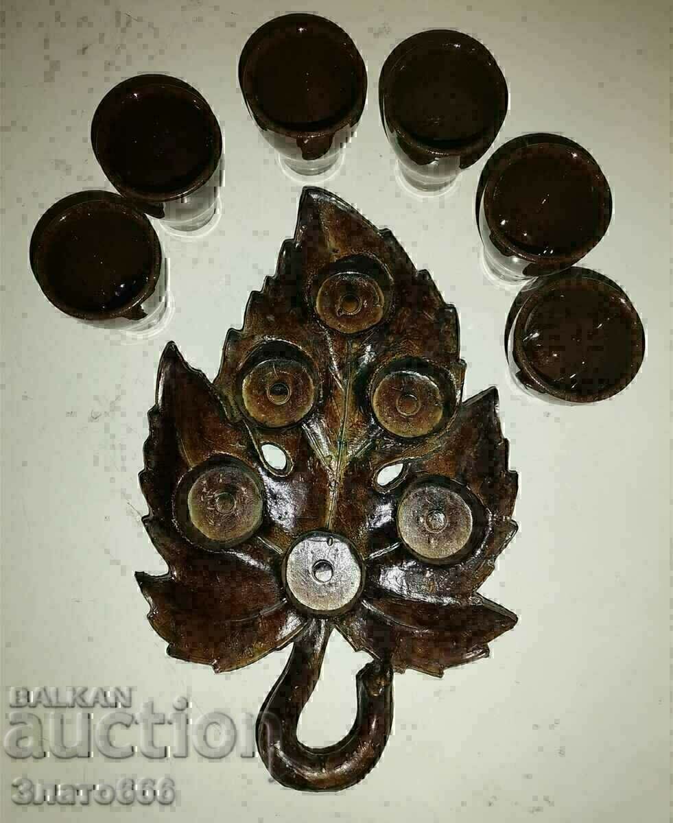 Ceramic cups with stand with price 10.00 BGN | € 5.11 Ceramic cups with stand with price 10.00 BGN | € 5.11