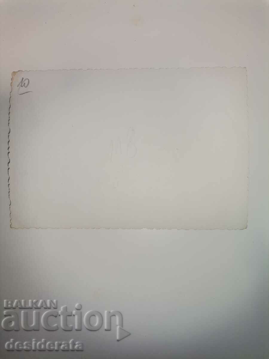 Old photograph with price 10.00 BGN | € 5.11 Old photograph with price 10.00 BGN | € 5.11