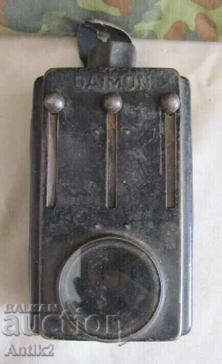Auction WWII Military Signal Flashlight DAIMON Auction WWII Military Signal Flashlight DAIMON