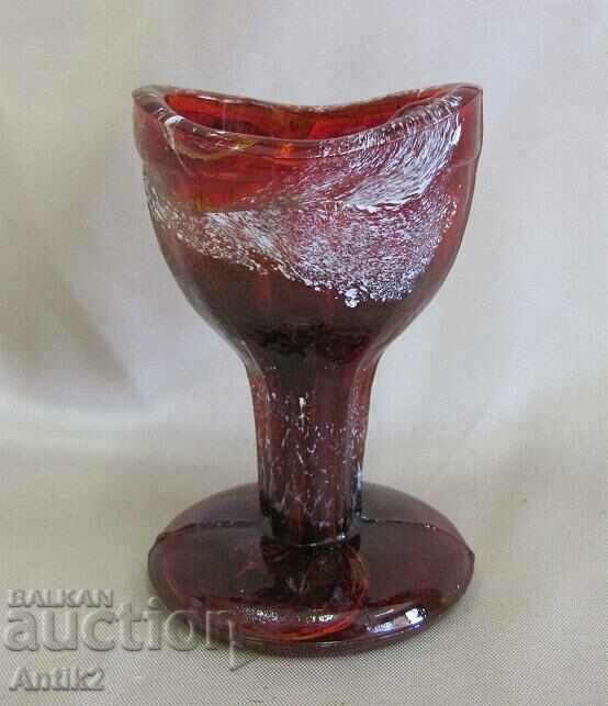 Auction 19th Century Glass Cup for Eye Baths, Washes Auction 19th Century Glass Cup for Eye Baths, Washes