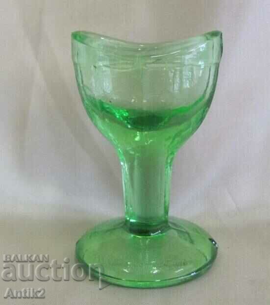 19th Century Glass Cup for Eye Baths, Washes - 7 19th Century Glass Cup for Eye Baths, Washes - 7