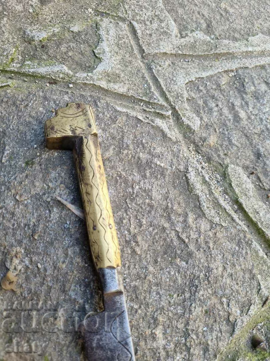 Bătrânul cuțit Felisa. Lână. Pumnal. Sabie cu preț 225.00 BGN | € 115.04 Bătrânul cuțit Felisa. Lână. Pumnal. Sabie cu preț 225.00 BGN | € 115.04