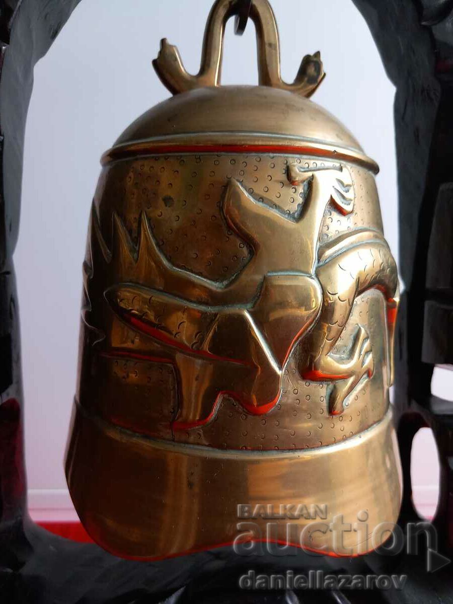 Стар БУДИСТКИ Гонг , Камбана , Дракони с цена 280.00 лв. | € 143.16 Стар БУДИСТКИ Гонг , Камбана , Дракони с цена 280.00 лв. | € 143.16