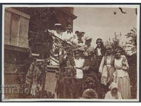 Снимка - етнография - весела компания - надписи - 1917-18