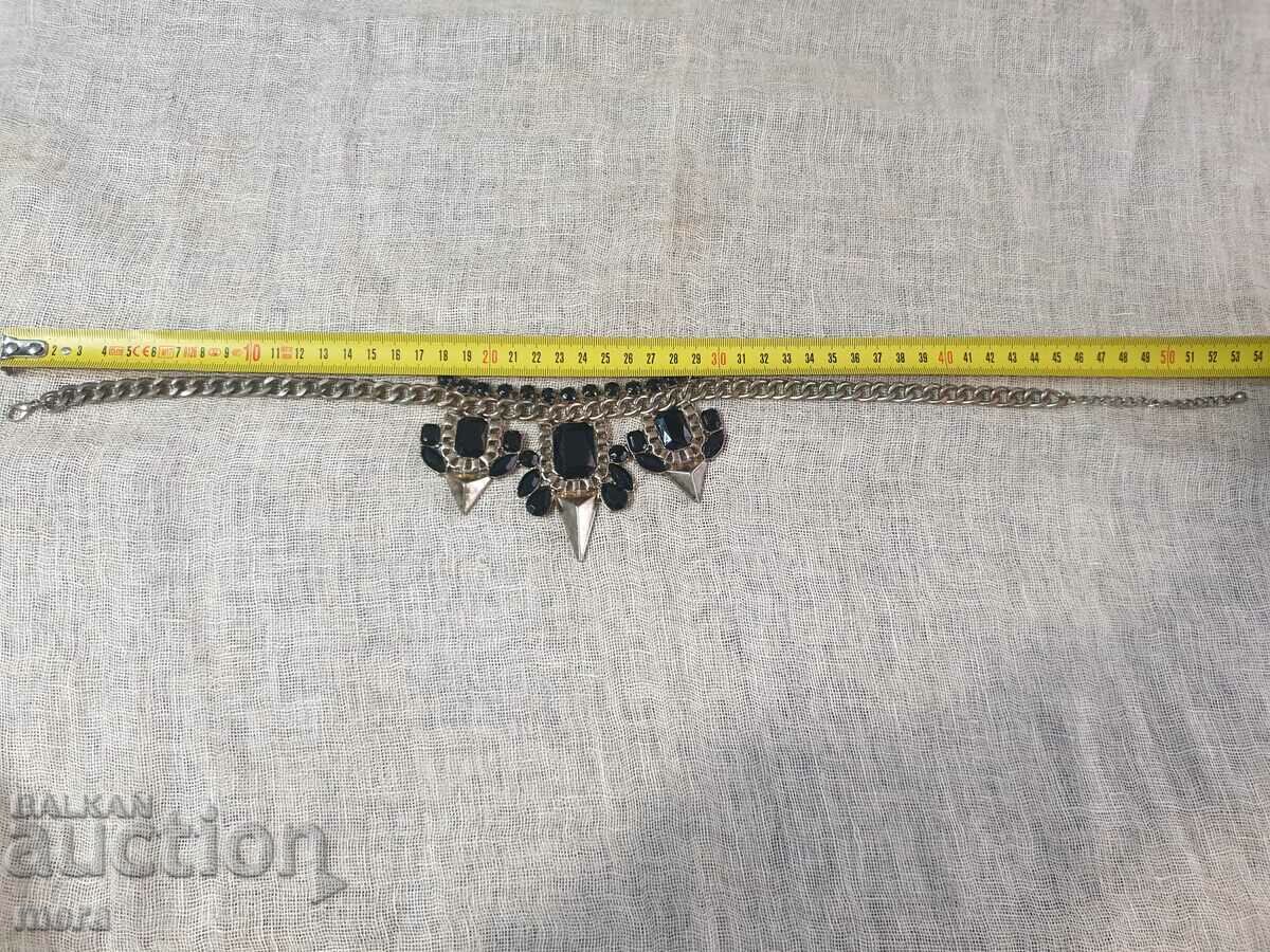 Delivery of Massive women's necklace with stones Delivery of Massive women's necklace with stones