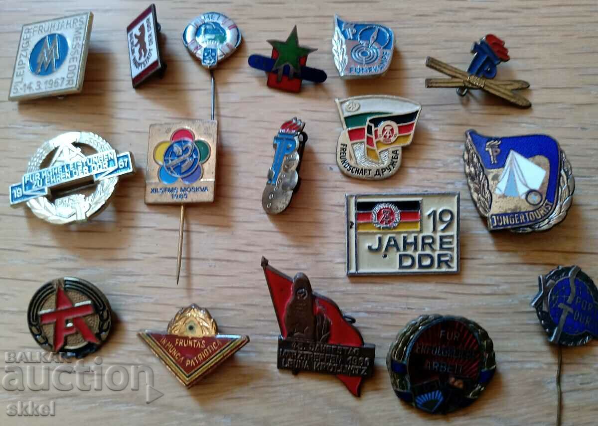 Badges lot collection 17 pieces GDR soc East Germany