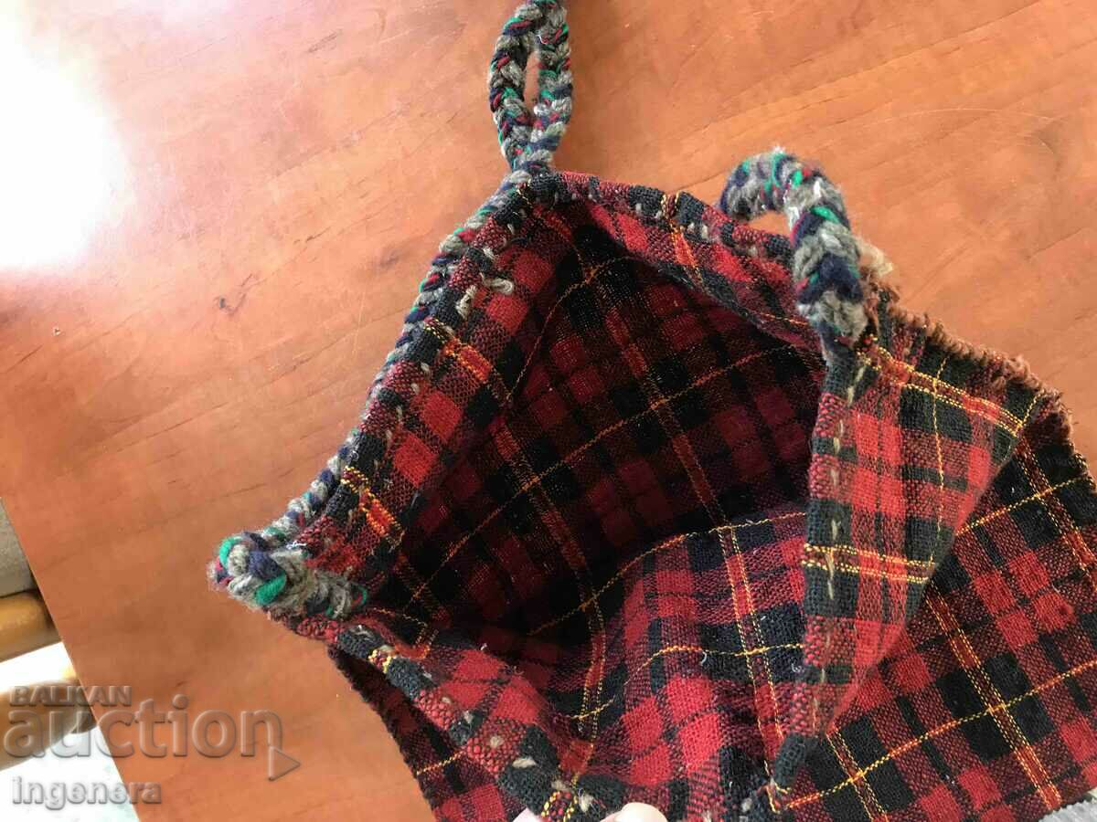 Auction HANDWOVEN ETHNIC WOOL BAG Auction HANDWOVEN ETHNIC WOOL BAG