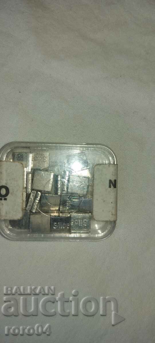 Delivery of DENTAL CONSUMABLE - MATERIAL FOR CROWNS Delivery of DENTAL CONSUMABLE - MATERIAL FOR CROWNS