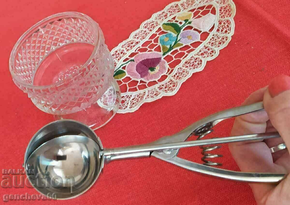 Professional ice cream scoop - stainless steel - 6 Professional ice cream scoop - stainless steel - 6