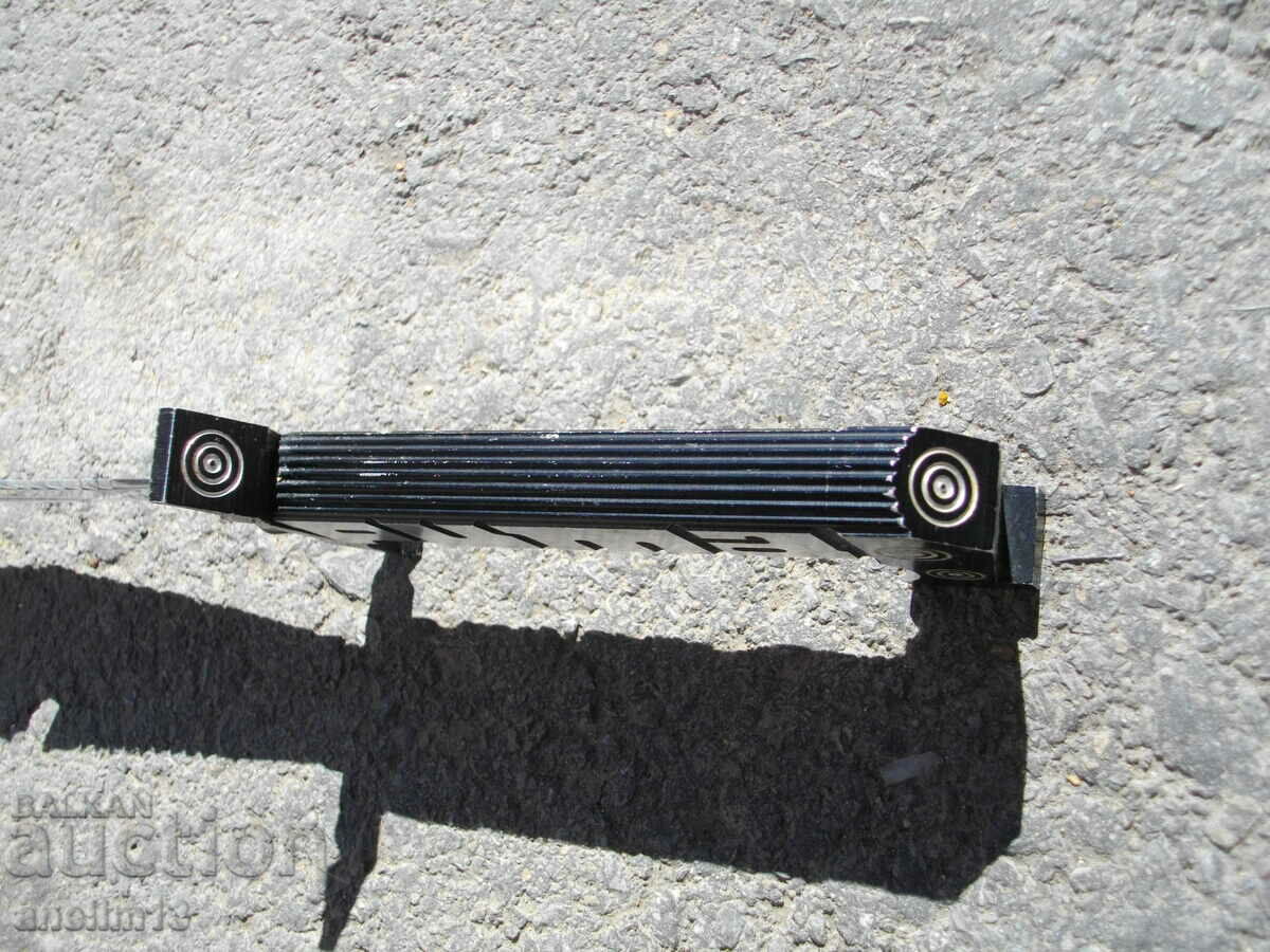 Delivery of OLD PUMA KNIFE Delivery of OLD PUMA KNIFE