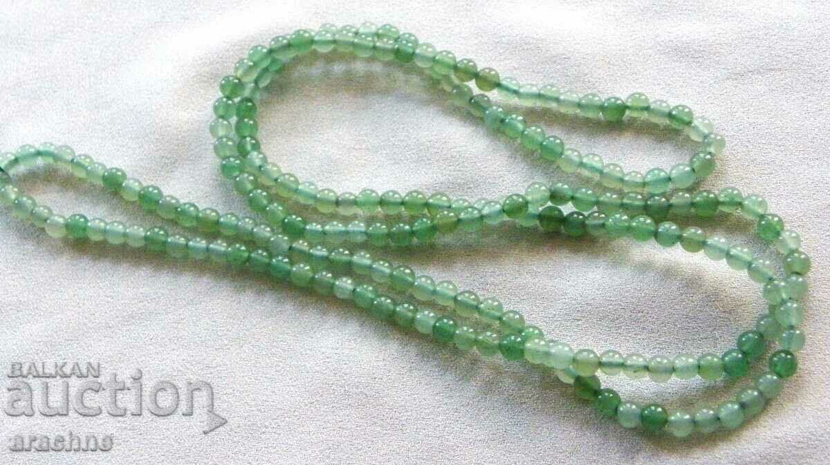 Delivery of African emerald necklace, Zambia