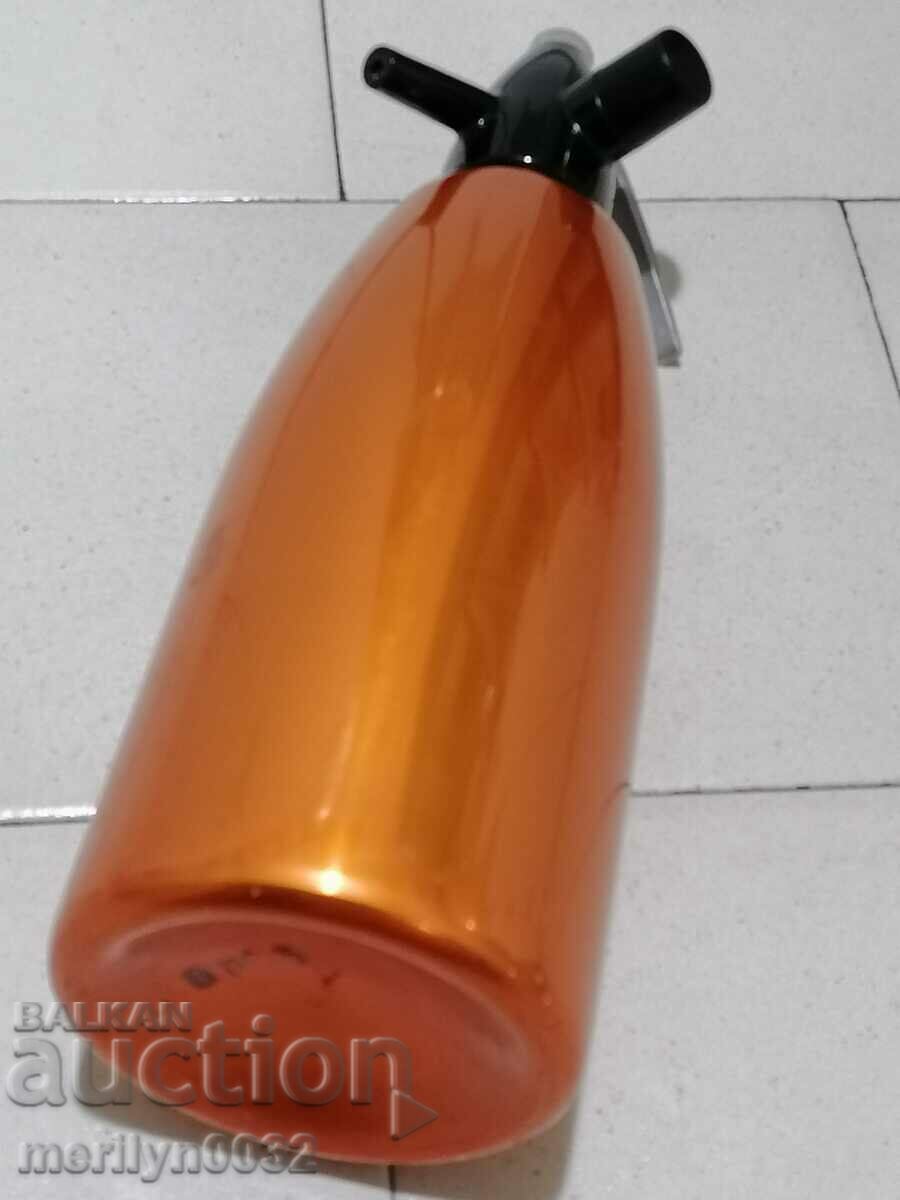 Delivery of Siphon from the Soviet Union soda, carbonated water, sodenche Delivery of Siphon from the Soviet Union soda, carbonated water, sodenche