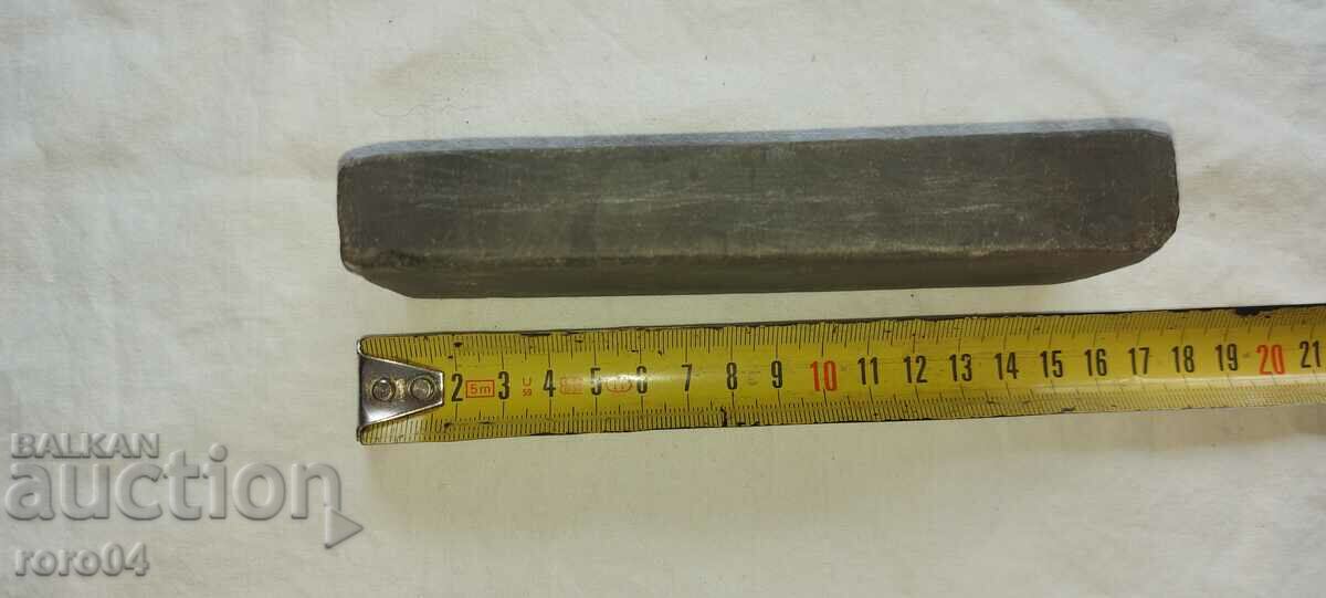 Auction BRUCE Auction BRUCE