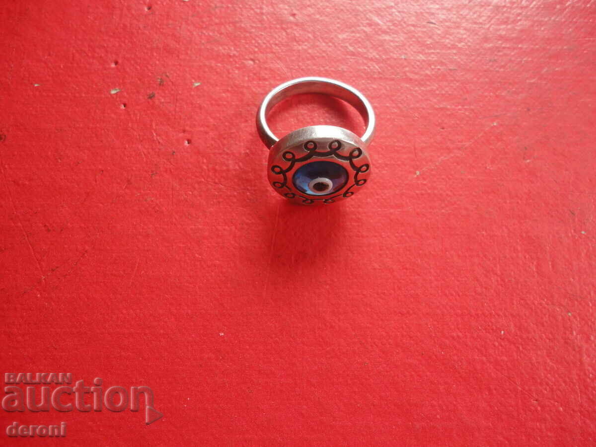 Delivery of A great silver ring with 3 stones Delivery of A great silver ring with 3 stones