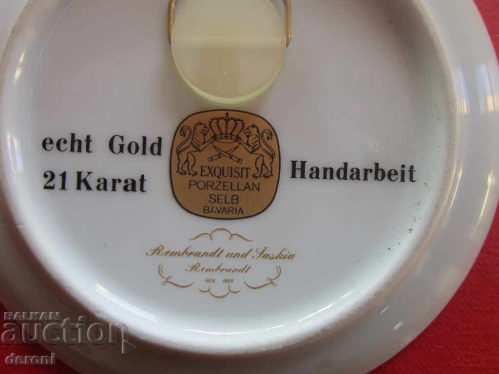 A unique Rembrandt gilt porcelain panel painting - 5 A unique Rembrandt gilt porcelain panel painting - 5