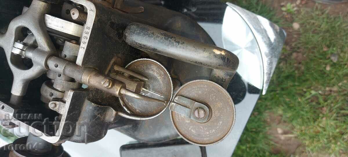 SEWING MACHINE - WORKING - 5 SEWING MACHINE - WORKING - 5