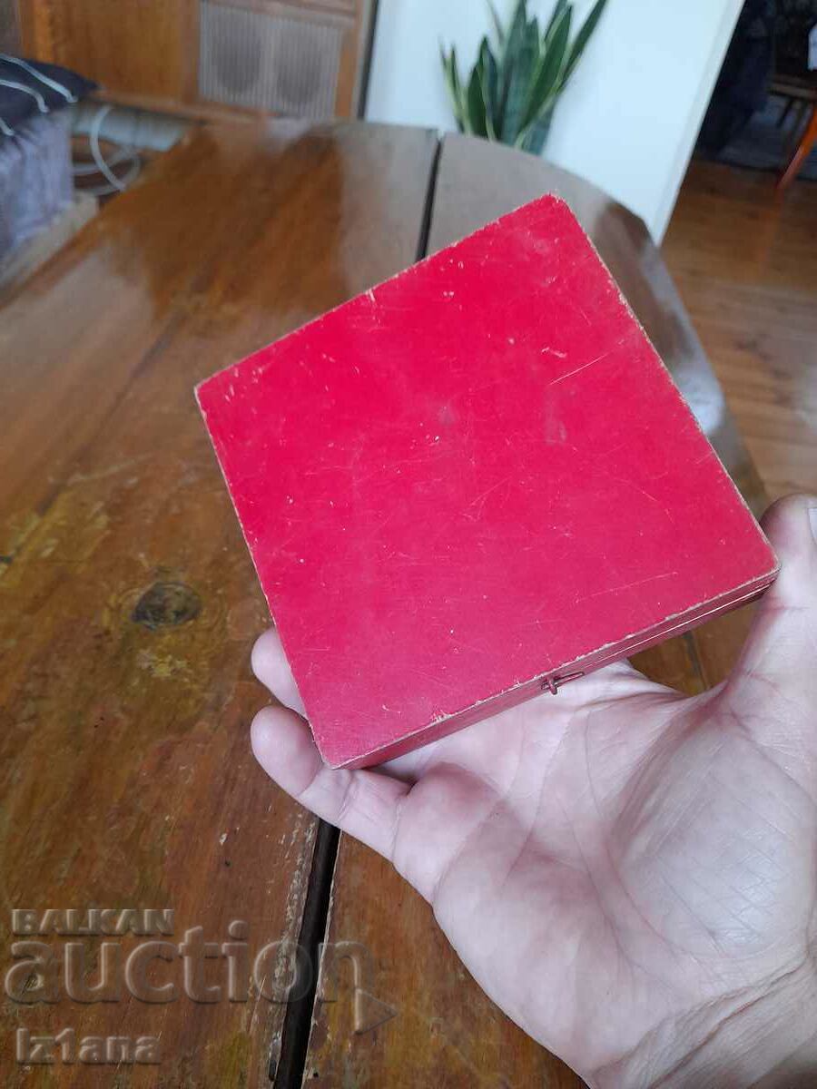 Ένα παλιό παιδικό παιχνίδι με κύβους - 6 Ένα παλιό παιδικό παιχνίδι με κύβους - 6