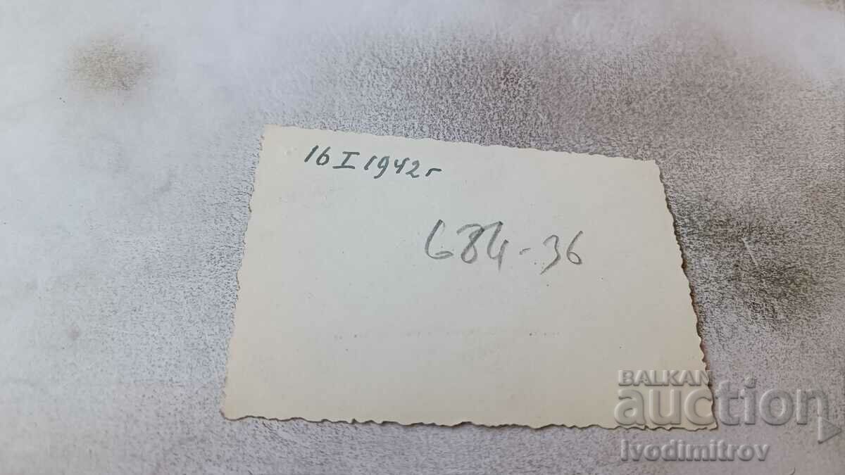 Photo Sofia A man with a cane and two girls in the winter of 1942 with price 2.65 BGN | € 1.35 Photo Sofia A man with a cane and two girls in the winter of 1942 with price 2.65 BGN | € 1.35