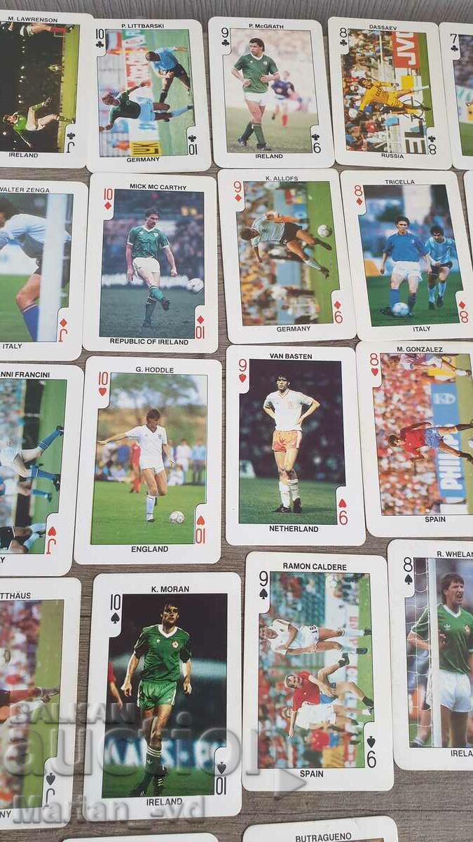 Delivery of Collection of playing cards with football players euro'88 full set Delivery of Collection of playing cards with football players euro'88 full set