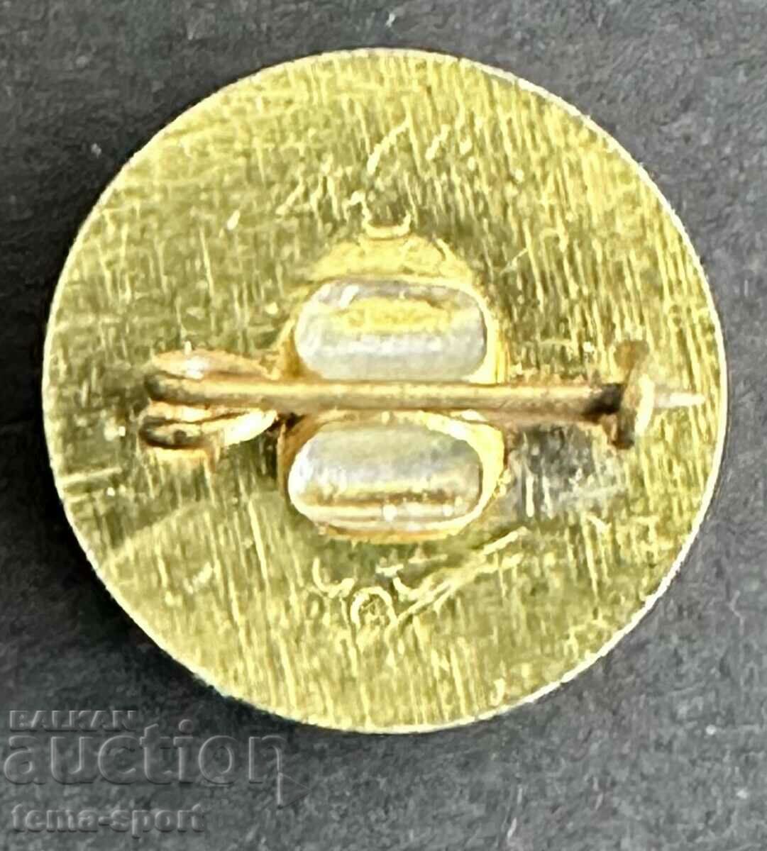 270 Bulgaria sign football club Lokomotiv Sofia with price 5.00 BGN | € 2.56