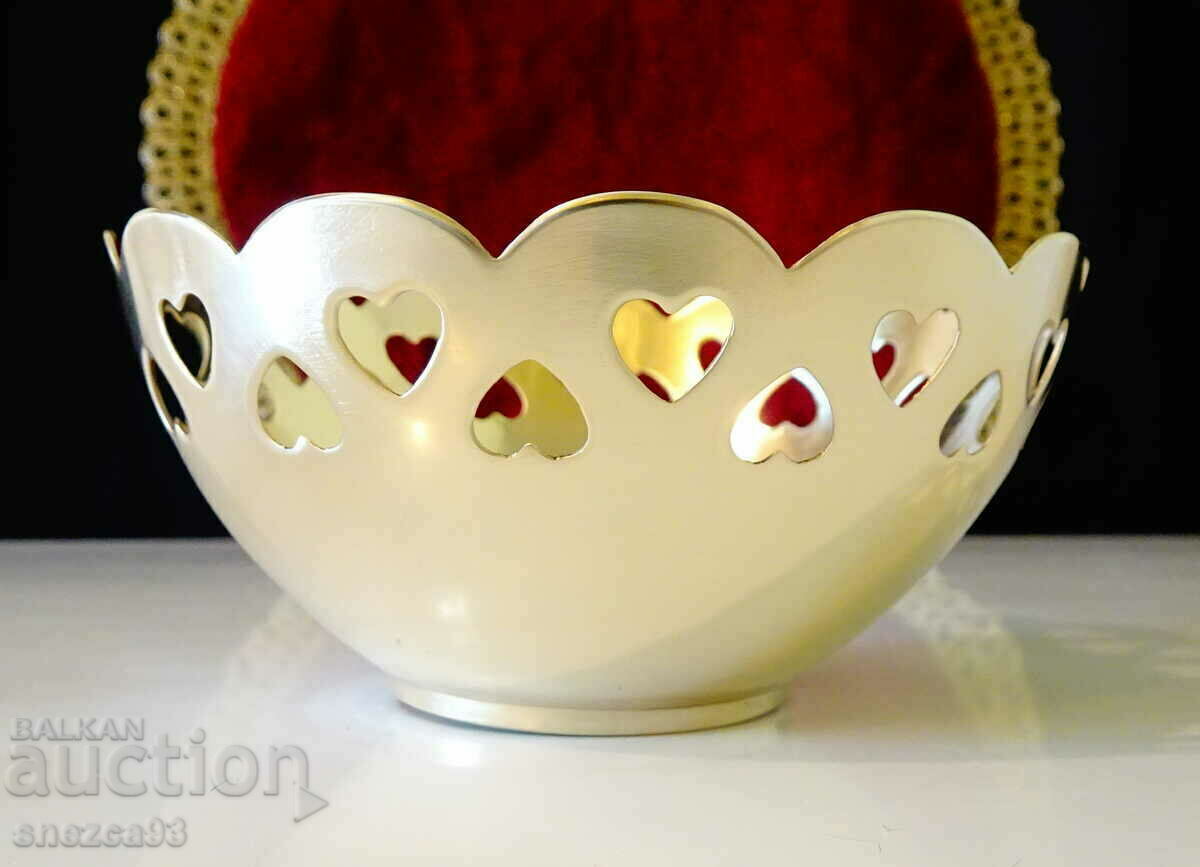 Brass box, bowl, heart.