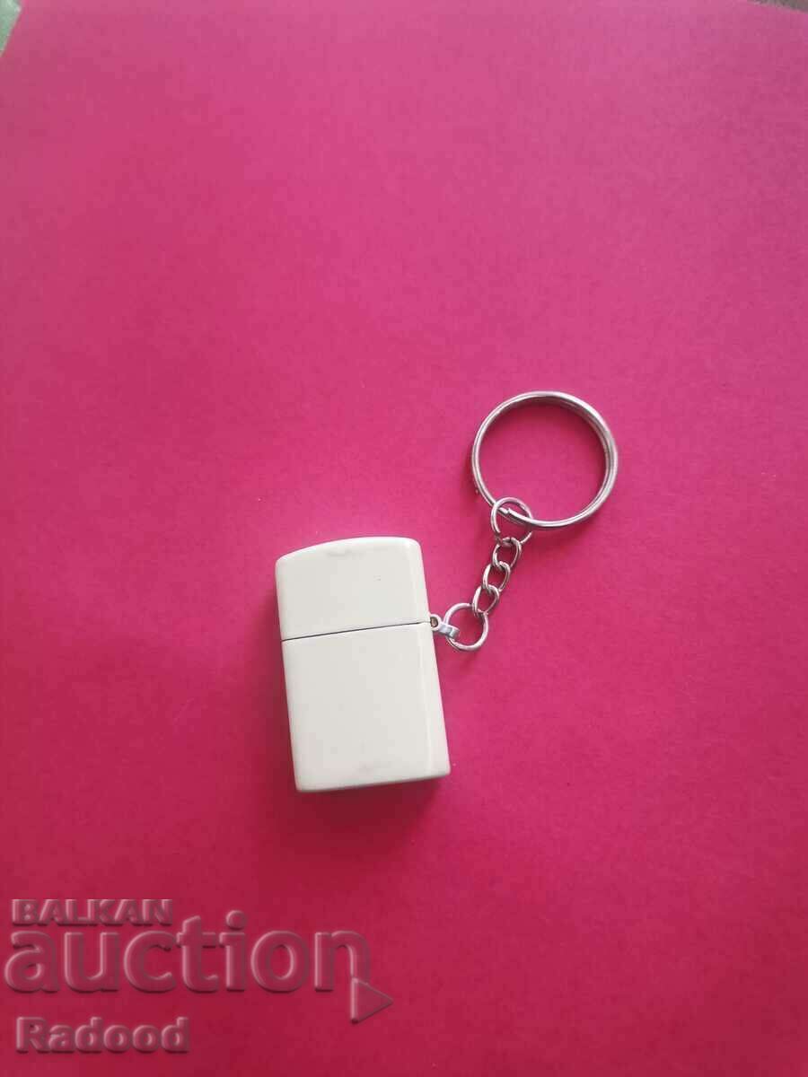 CAMEL petrol from the 90s with price 10.00 BGN | € 5.11 CAMEL petrol from the 90s with price 10.00 BGN | € 5.11