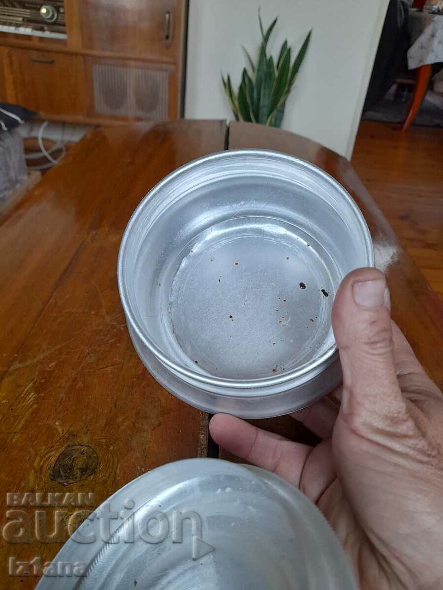 Auction Old aluminum box Auction Old aluminum box