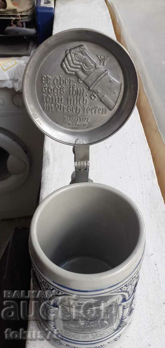 Collectible German beer mug with lid marked - 5