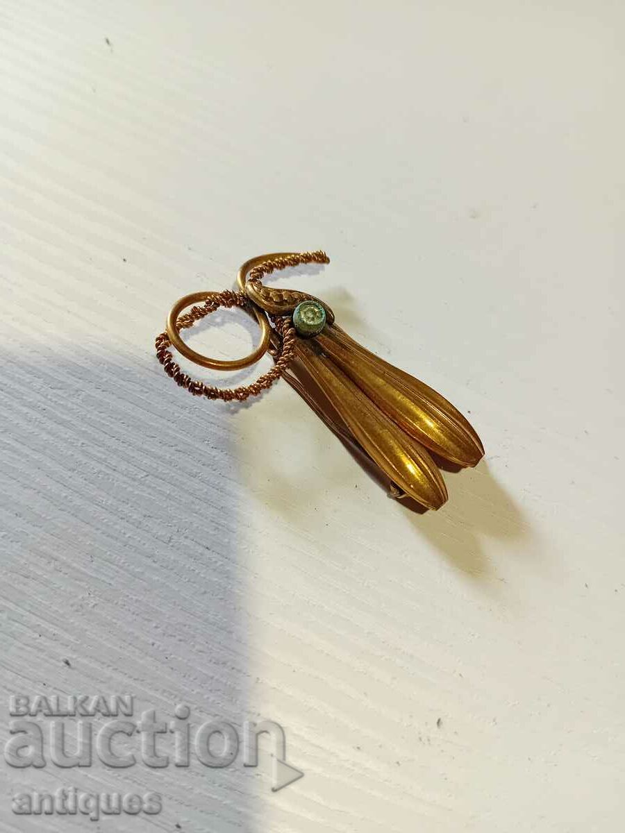 Antique gold plated brooches with price 14.99 BGN | € 7.66 Antique gold plated brooches with price 14.99 BGN | € 7.66