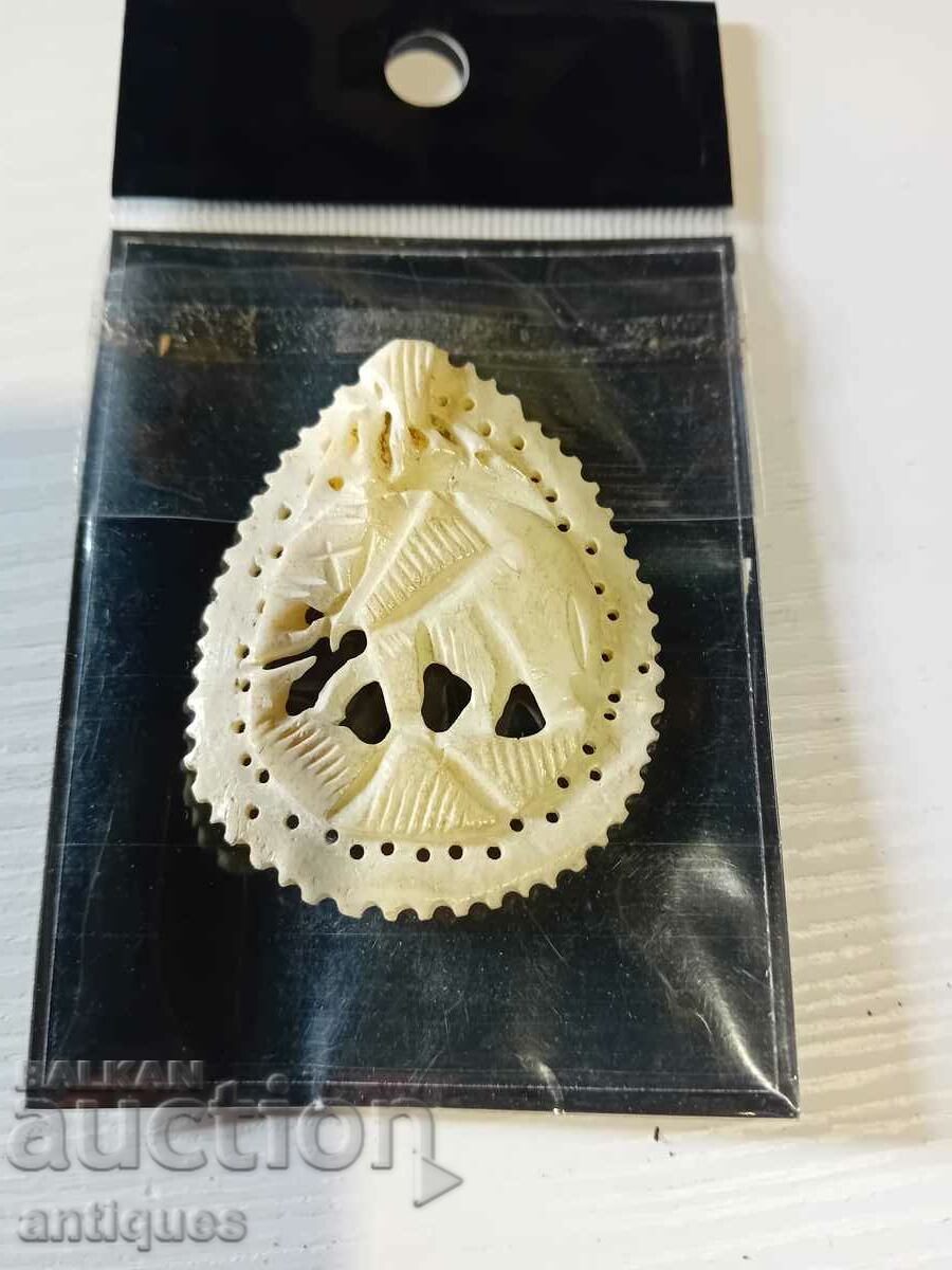 Delivery of Old medallion bone Delivery of Old medallion bone