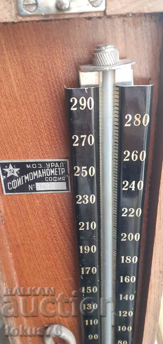 Παράδοση Μοναδικό παλιό σετ γιατρού συσκευή υδραργύρου για αίμα ΕΣΣΔ