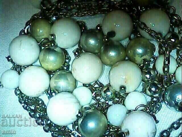 Delivery of beautiful necklace made of natural stones