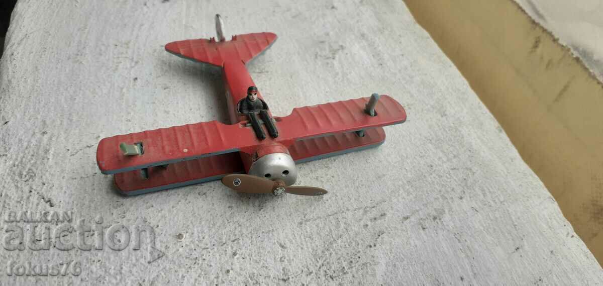 Avion mic de jucărie din metal de colecție