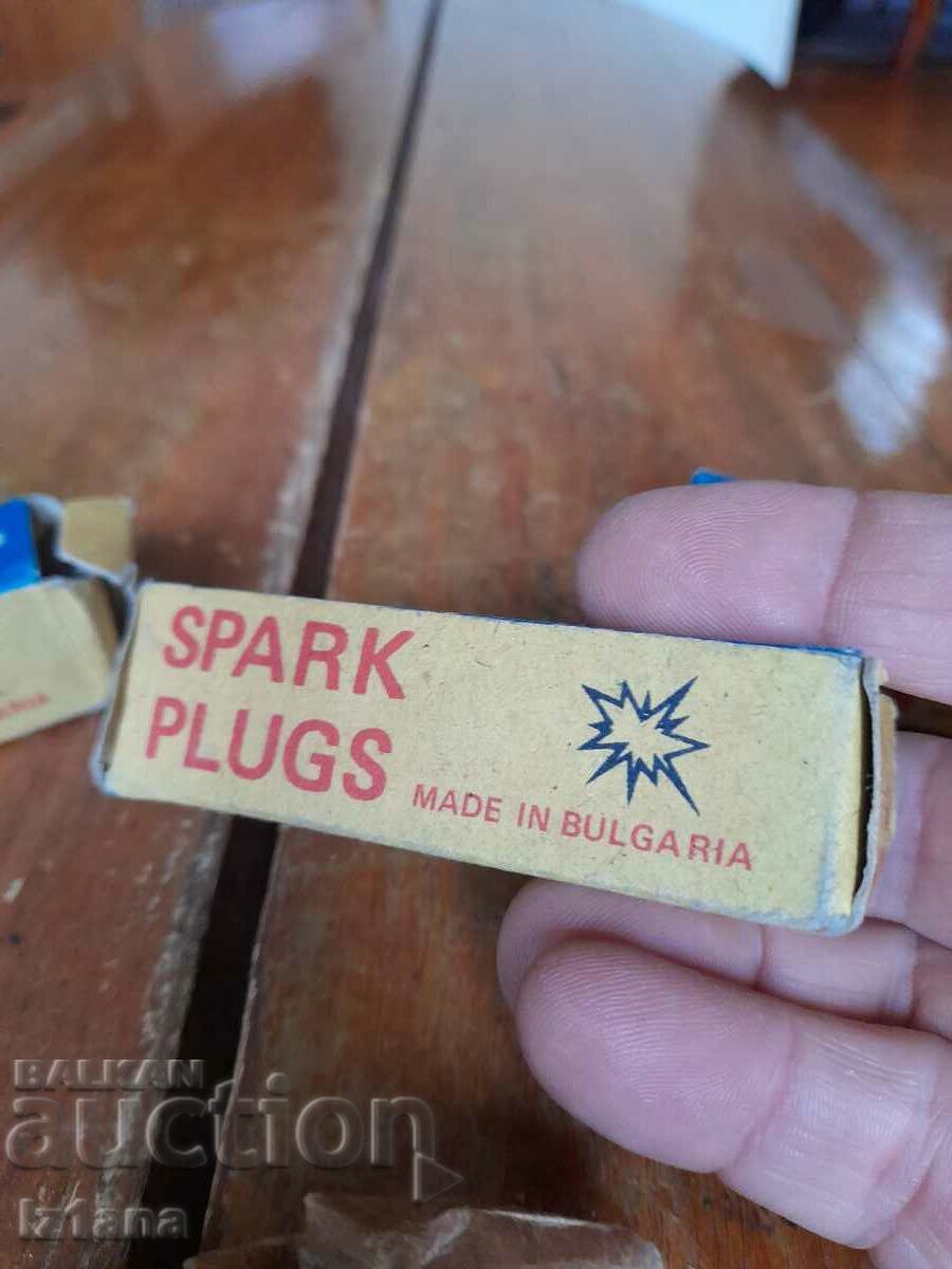 Old spark plug, candles VMZ Sopot with price 85.00 BGN | € 43.46