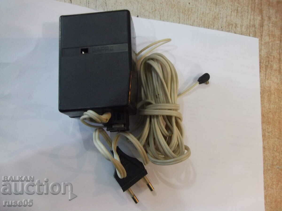 Παράδοση Φλας "SEF-3m" για φωτογραφική μηχανή Σοβιετικής εργασίας Παράδοση Φλας "SEF-3m" για φωτογραφική μηχανή Σοβιετικής εργασίας