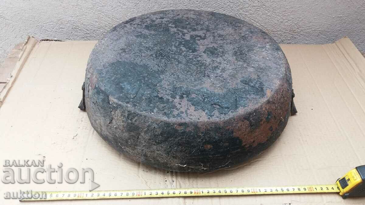 OLD SOLID METAL TRAY FOR LAMB, LUTENICE, ETC. - 7 OLD SOLID METAL TRAY FOR LAMB, LUTENICE, ETC. - 7