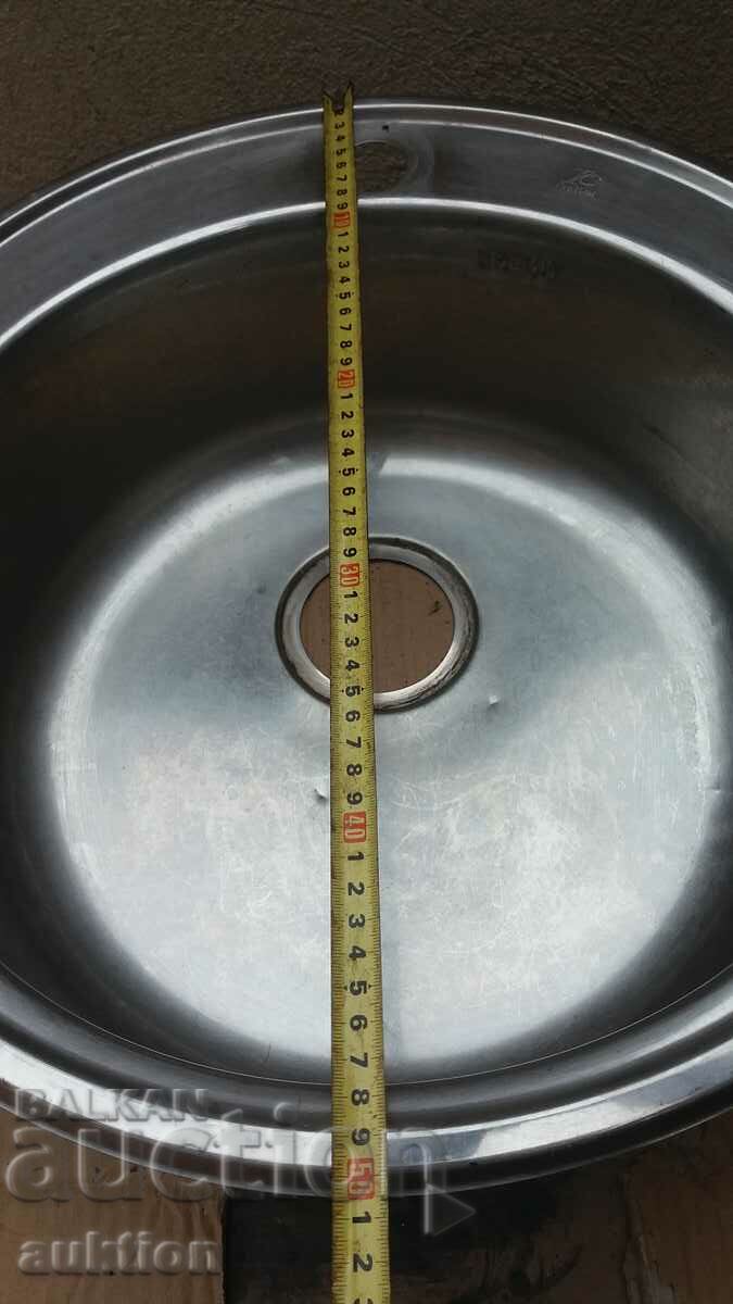 Delivery of STAINLESS STEEL SINK Delivery of STAINLESS STEEL SINK