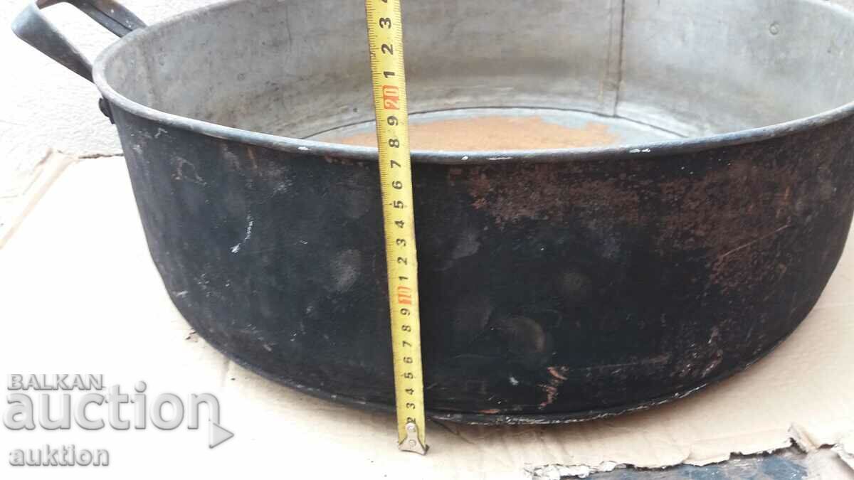 OLD SOLID METAL TRAY FOR LAMB, LUTENICE, ETC. - 7