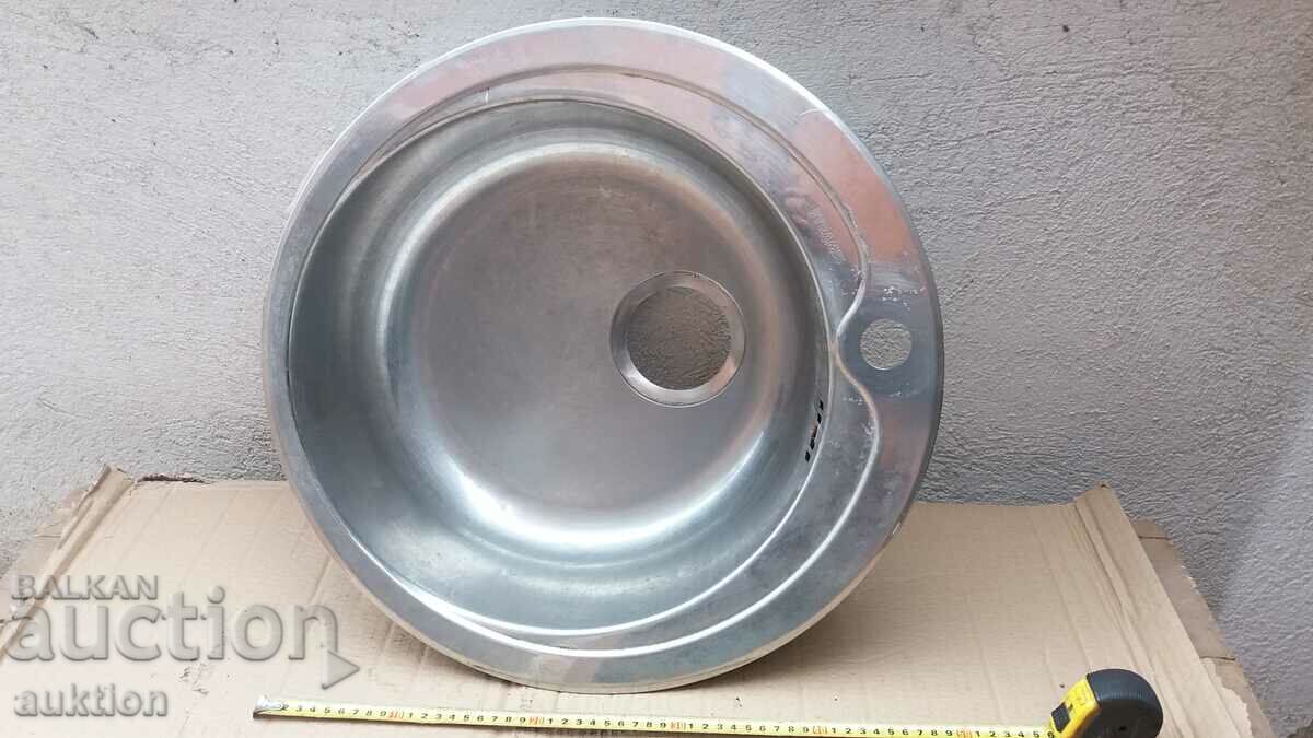 Delivery of STAINLESS STEEL SINK Delivery of STAINLESS STEEL SINK