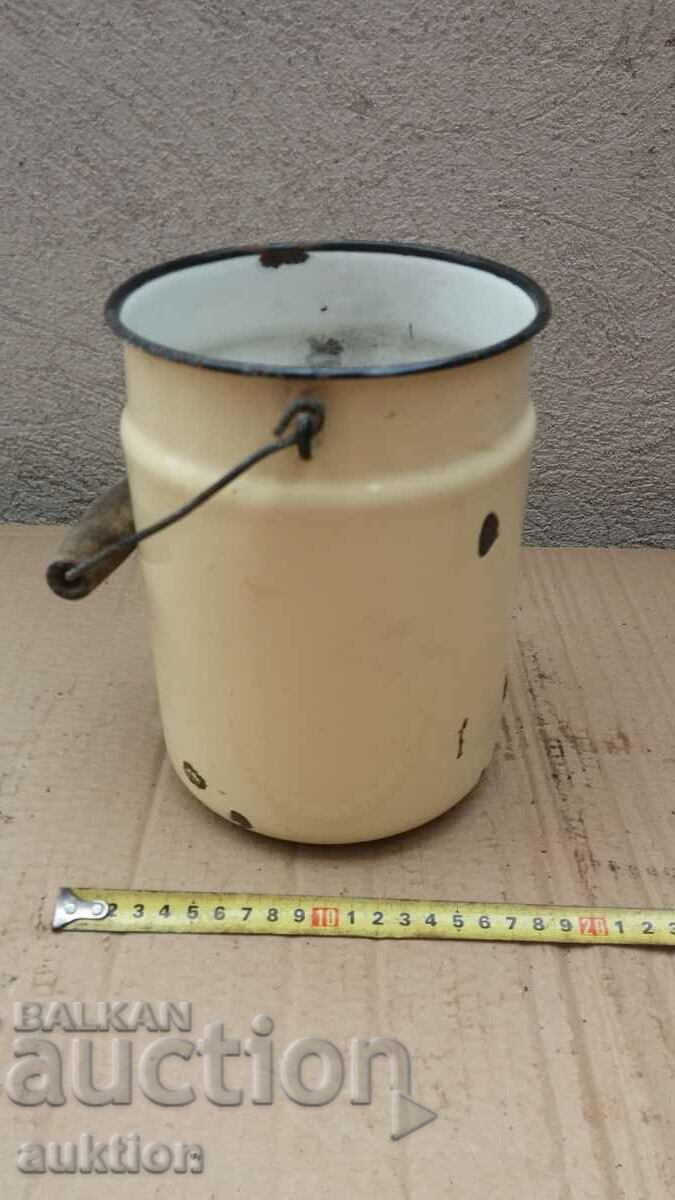 OLD BUCKET, ENAMEL DISH. with price 4.99 BGN | € 2.55 OLD BUCKET, ENAMEL DISH. with price 4.99 BGN | € 2.55