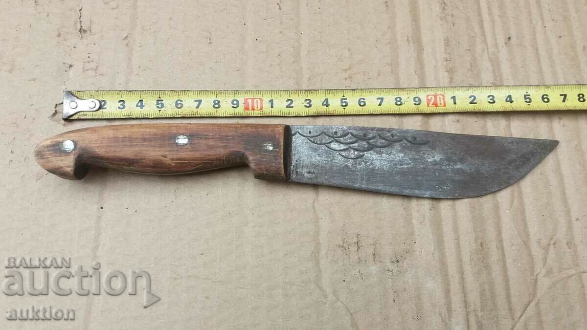 Auction SOLID FORGED KNIFE, STEELIZED RETURN Auction SOLID FORGED KNIFE, STEELIZED RETURN